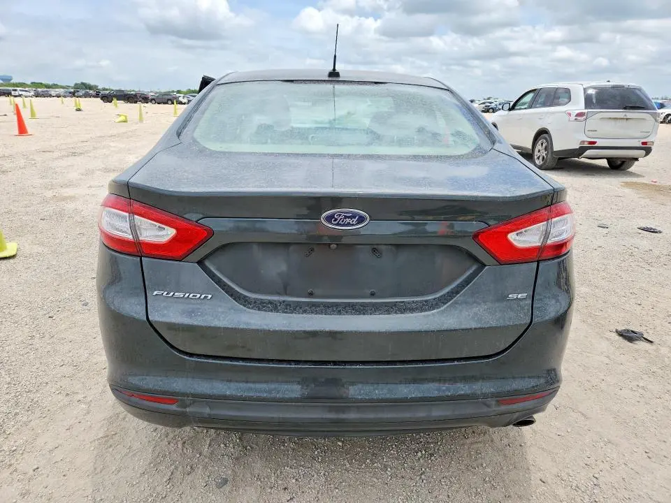 2015 FORD FUSION SE  