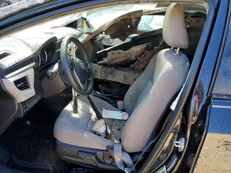 2015 TOYOTA COROLLA LE PLUS  