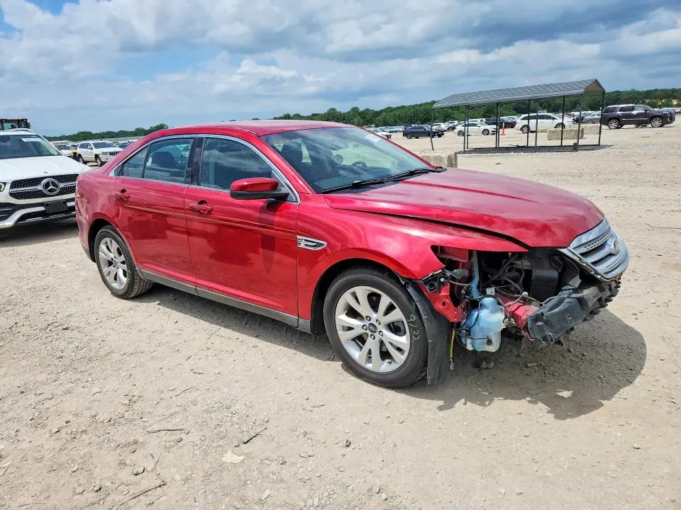 2011 FORD TAURUS SEL  