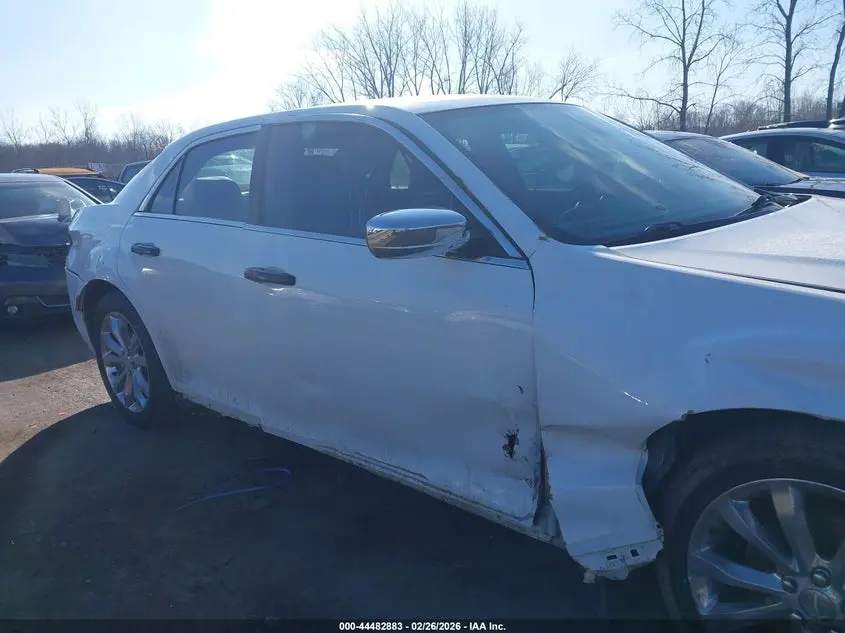 2018 CHRYSLER 300 LIMITED AWD
