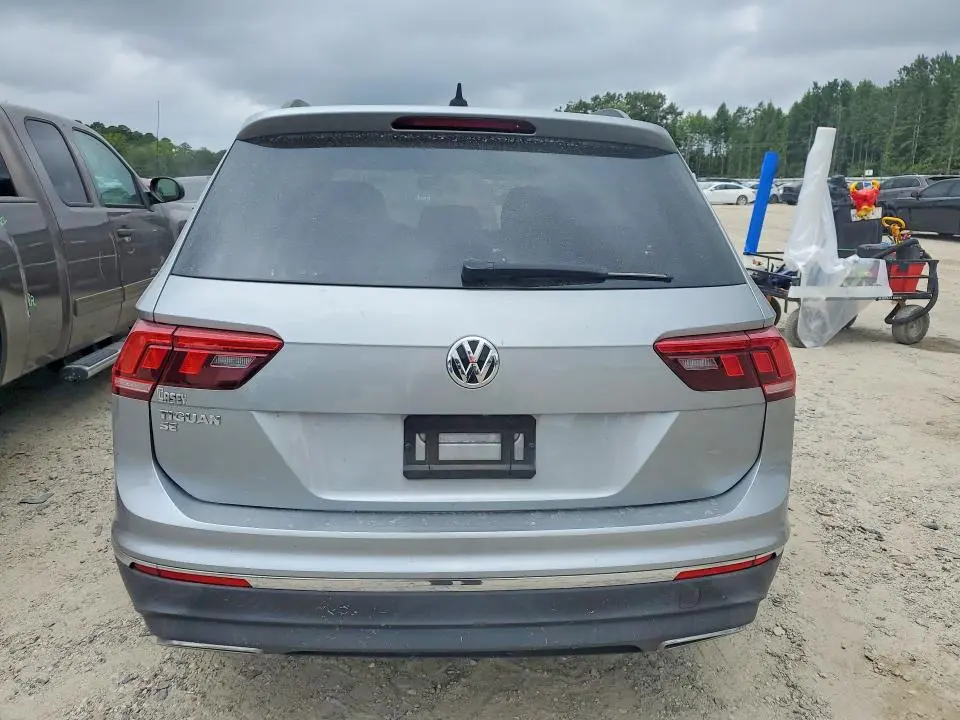 2020 VOLKSWAGEN TIGUAN SE  