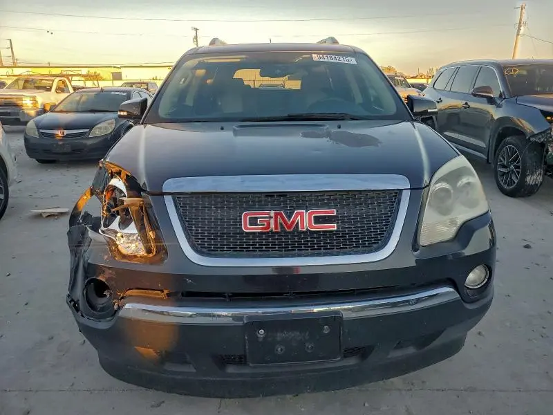 2012 GMC ACADIA SLT-2  