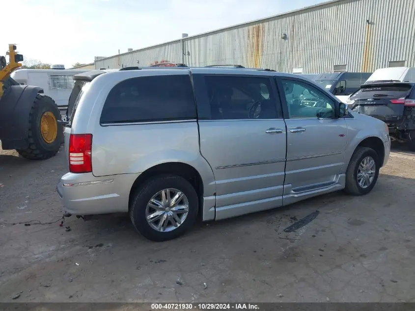 2010 CHRYSLER TOWN & COUNTRY NEW LIMITED