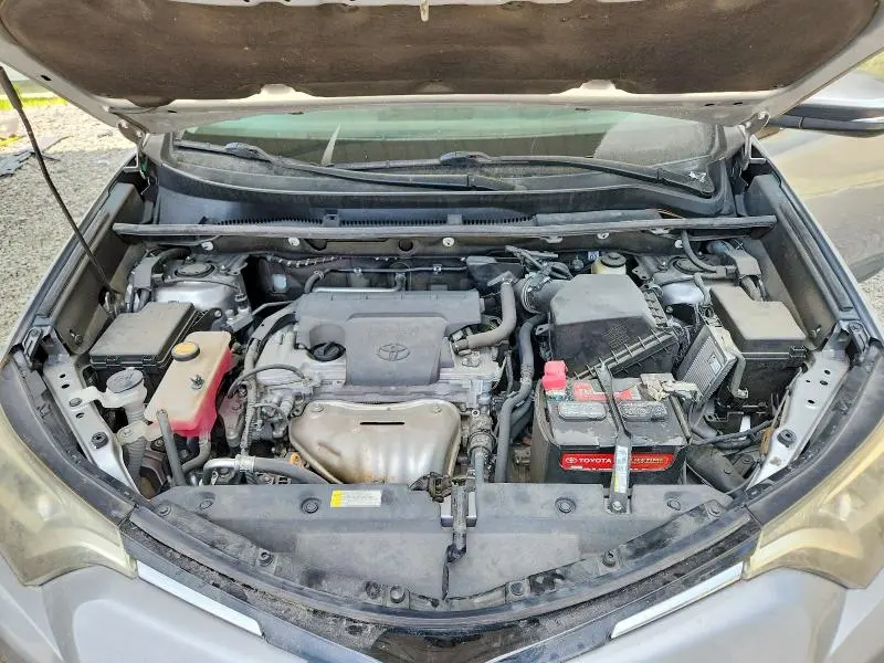 2018 TOYOTA RAV4 XLE  