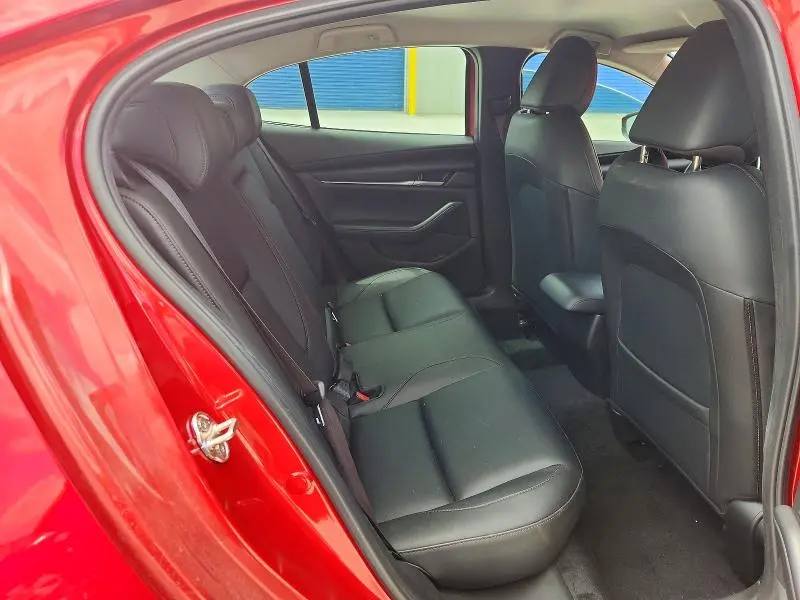 2022 MAZDA 3 SELECT  