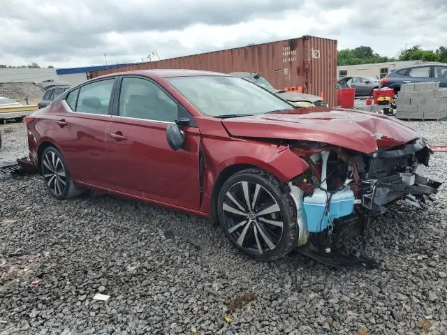 2022 NISSAN ALTIMA SR  