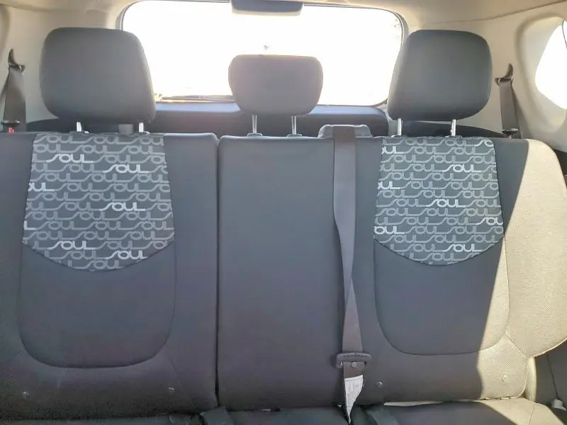 2011 KIA SOUL +  