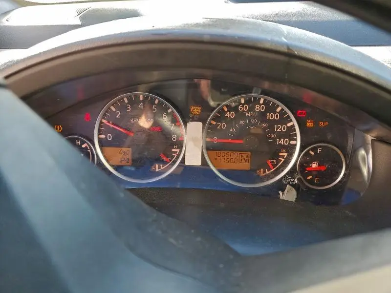2011 NISSAN PATHFINDER S  
