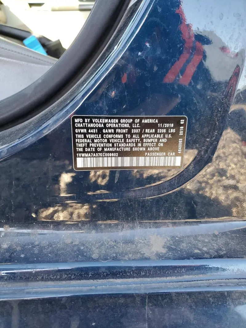 2019 VOLKSWAGEN PASSAT SE R-LINE  