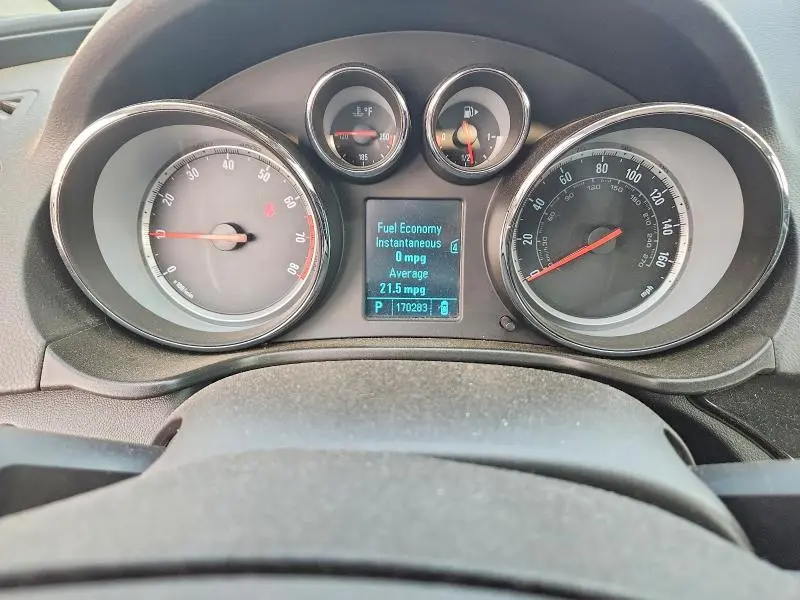 2011 BUICK REGAL CXL  