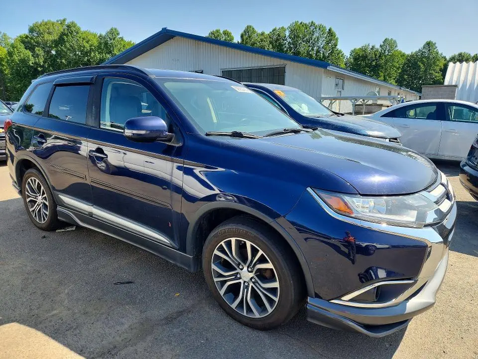 2016 MITSUBISHI OUTLANDER SE  