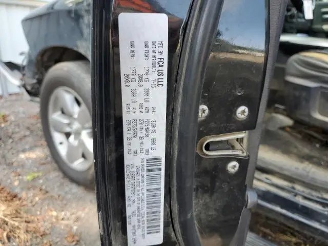 2015 RAM 1500 SLT