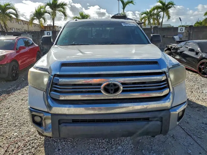 2017 TOYOTA TUNDRA DOUBLE CAB SR  