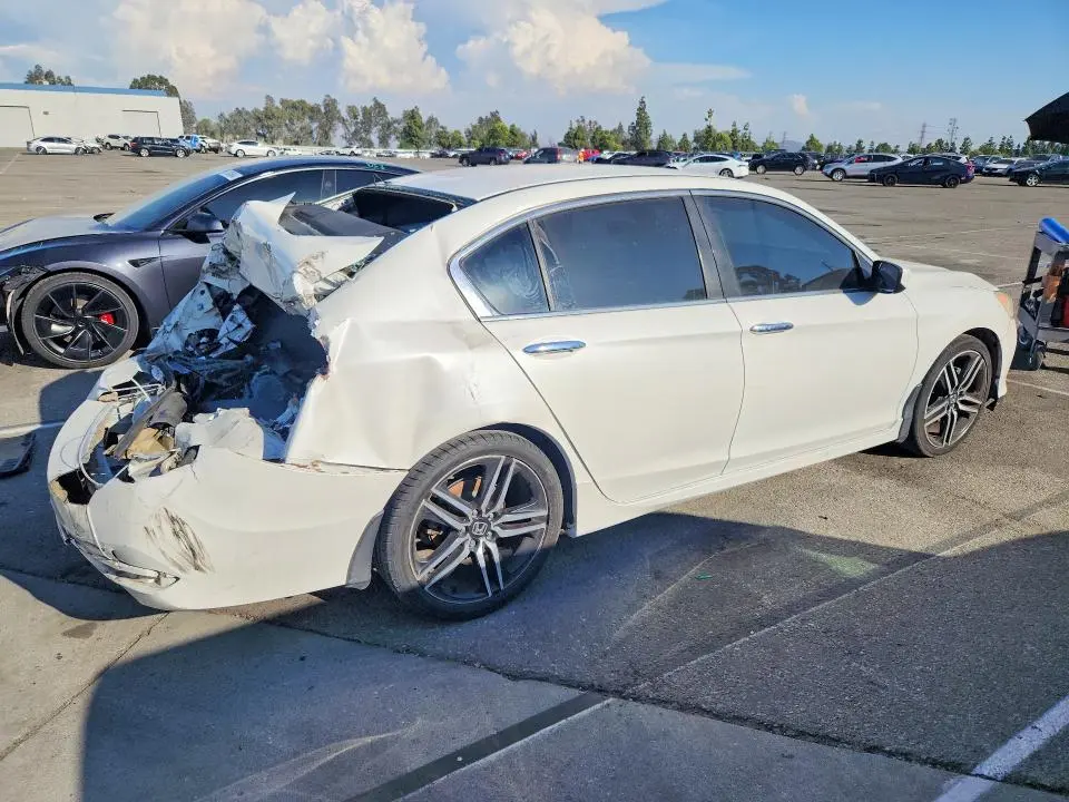 2017 HONDA ACCORD SPORT  