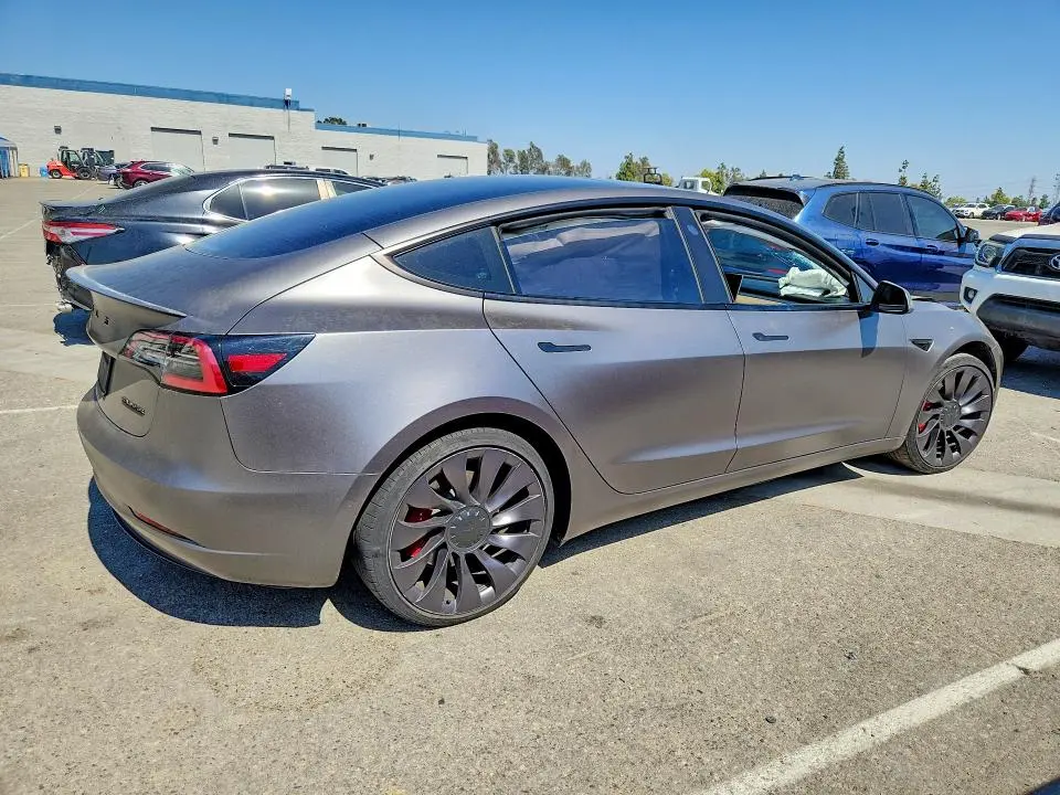 2021 TESLA MODEL 3   
