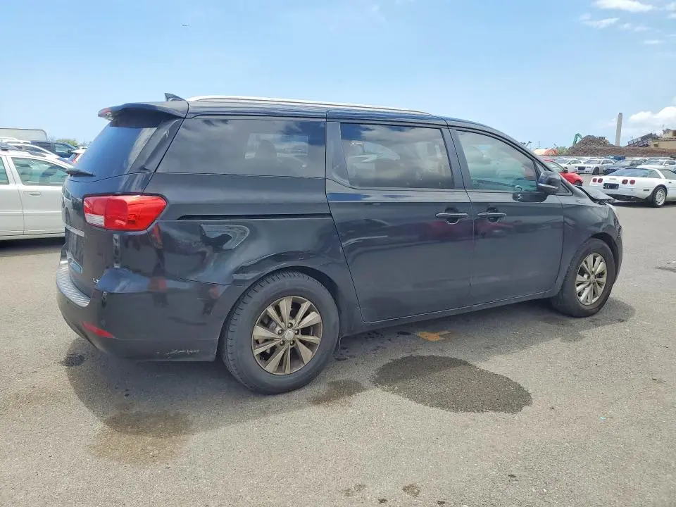 2016 KIA SEDONA LX  