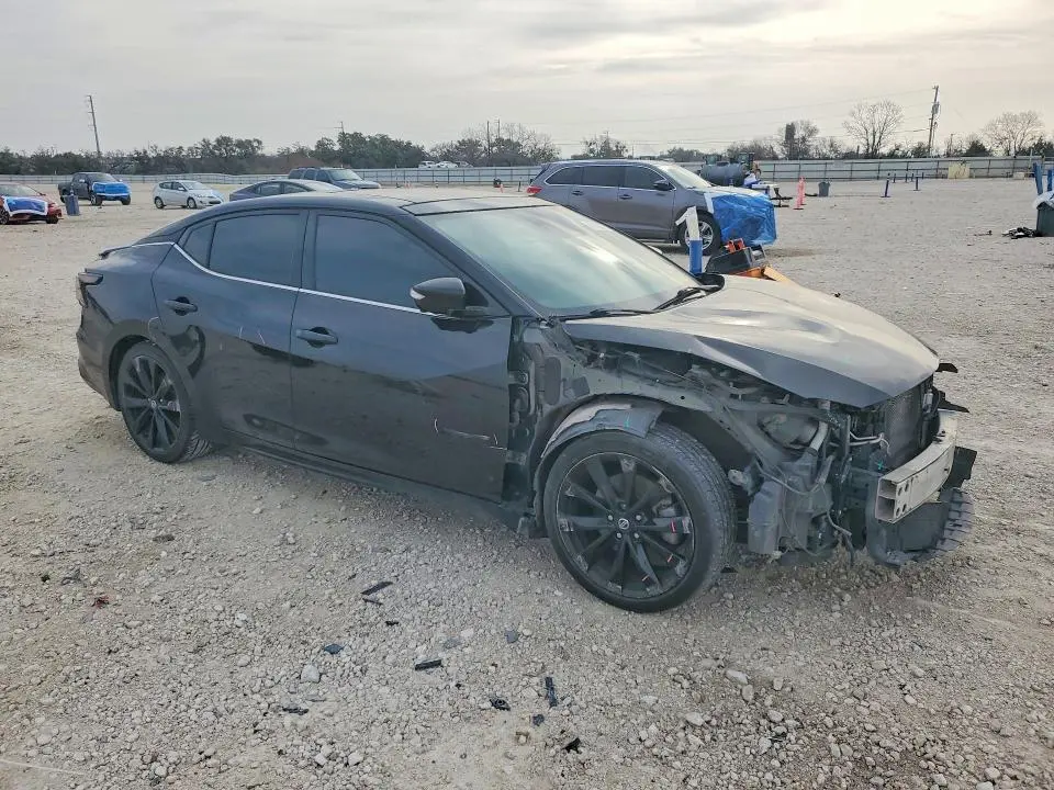 2021 NISSAN MAXIMA SR  