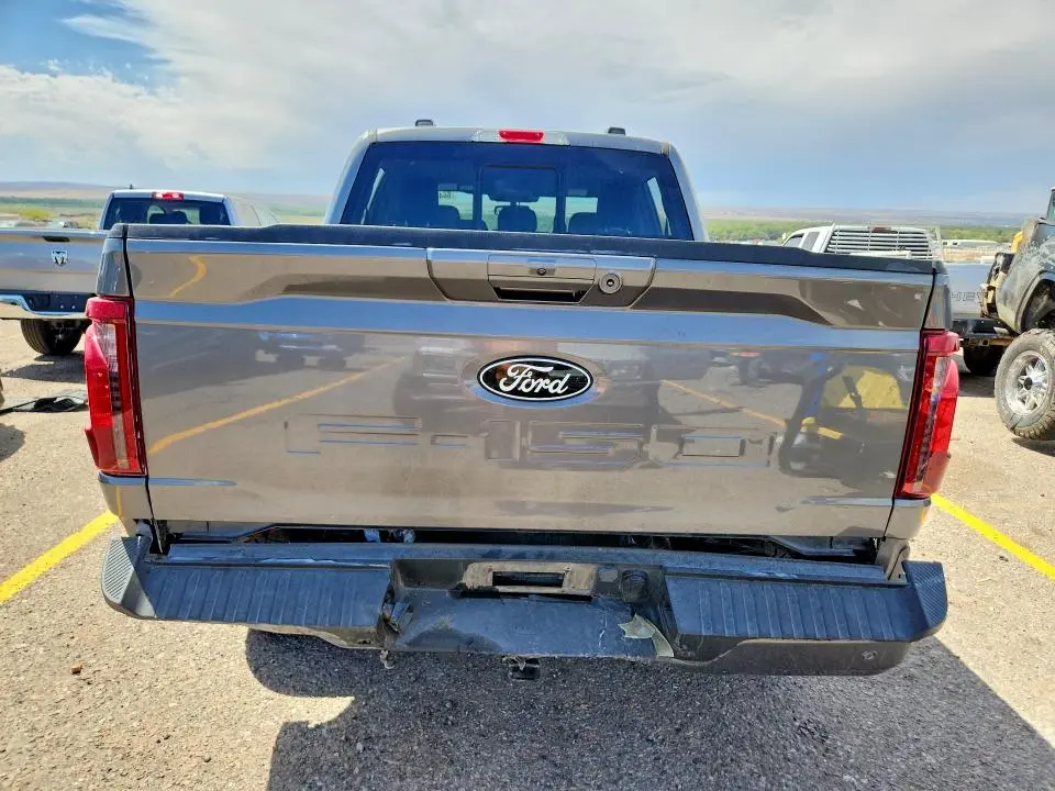 2024 FORD F150 XLT  
