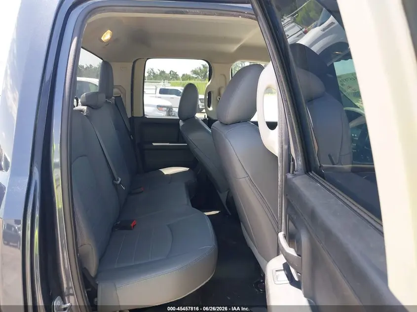 2020 RAM 1500 CLASSIC TRADESMAN  4X4 6'4 BOX