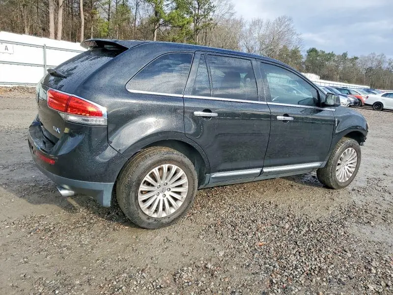 2011 LINCOLN MKX   