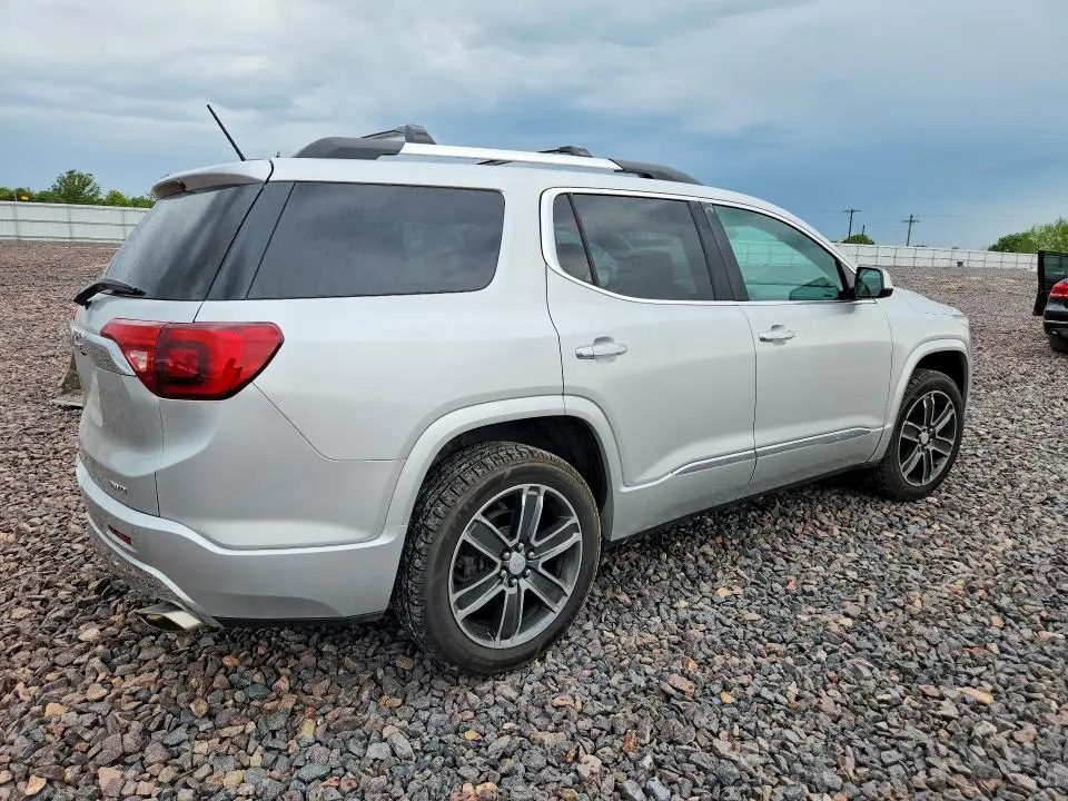 2018 GMC ACADIA DENALI  