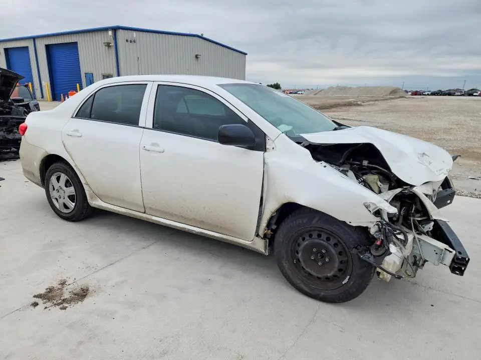 2011 TOYOTA COROLLA BASE  