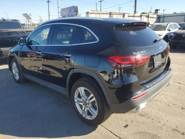 2021 MERCEDES-BENZ GLA 250 4MATIC  