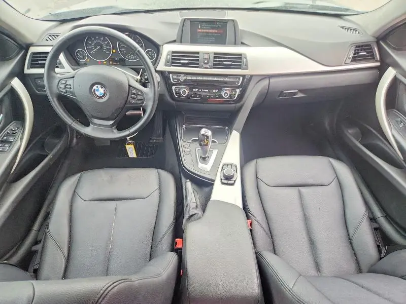 2018 BMW 320 I  