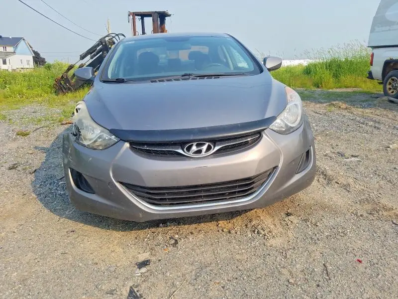 2013 HYUNDAI ELANTRA GL  