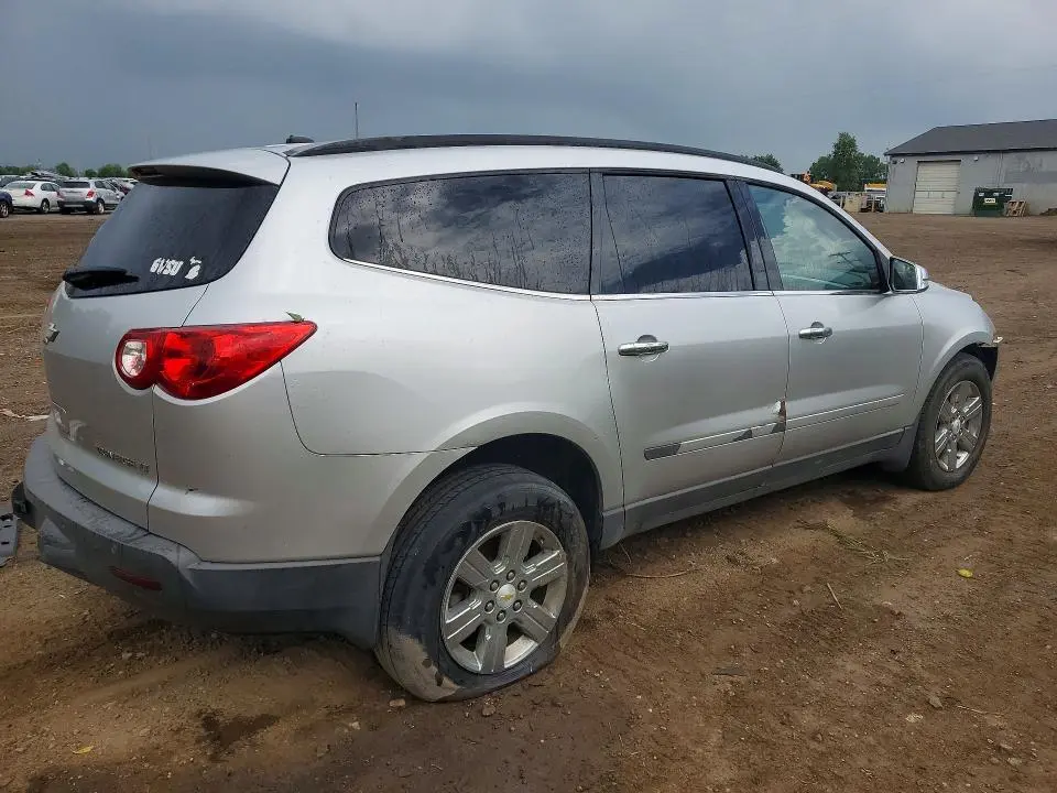 2012 CHEVROLET TRAVERSE LT  