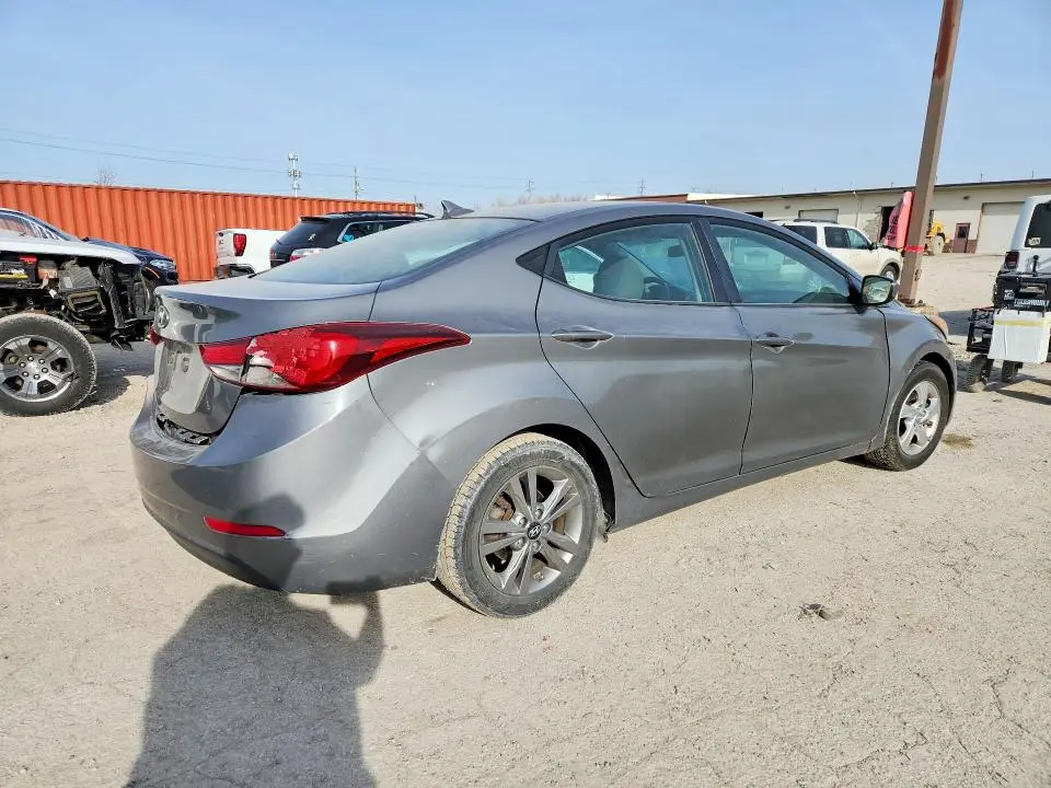 2014 HYUNDAI ELANTRA SE  