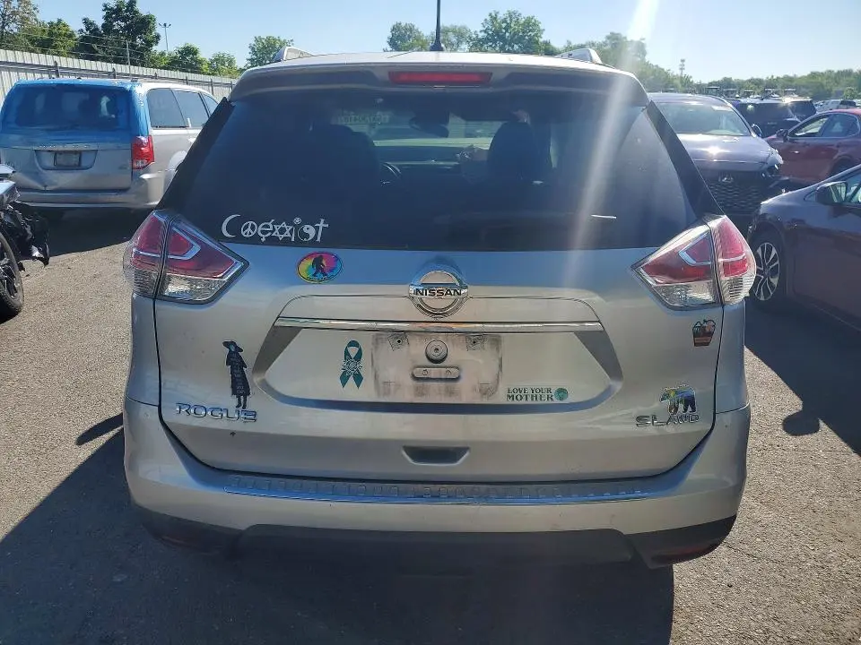 2016 NISSAN ROGUE SL  