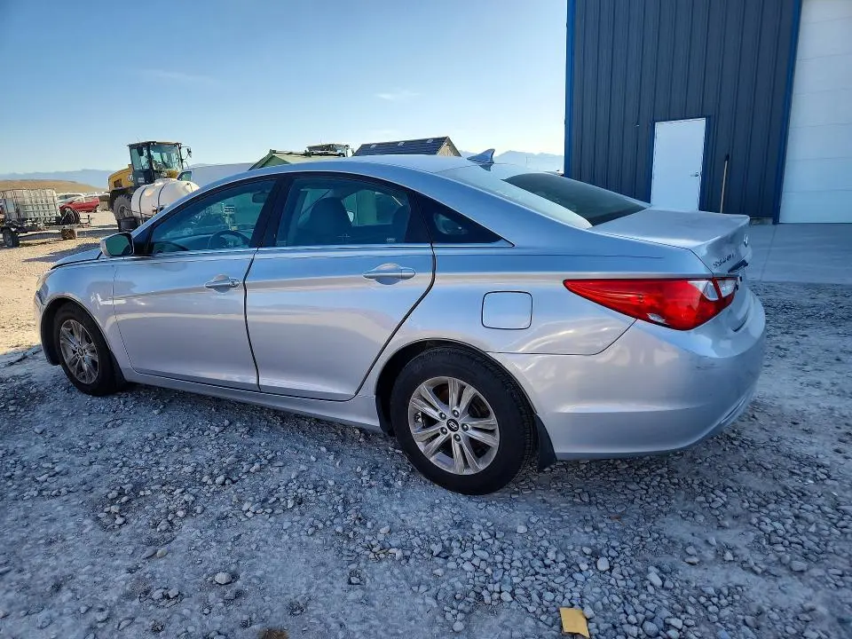2011 HYUNDAI SONATA GLS  