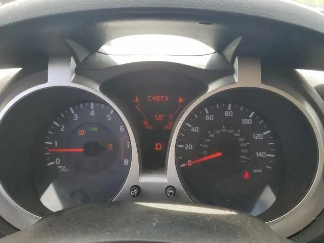 2013 NISSAN JUKE S  