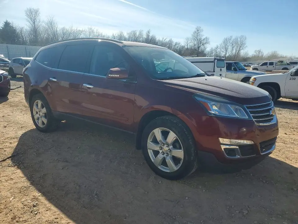 2017 CHEVROLET TRAVERSE LT  
