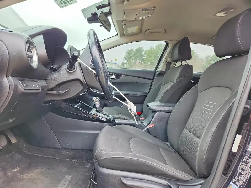 2019 KIA FORTE S  