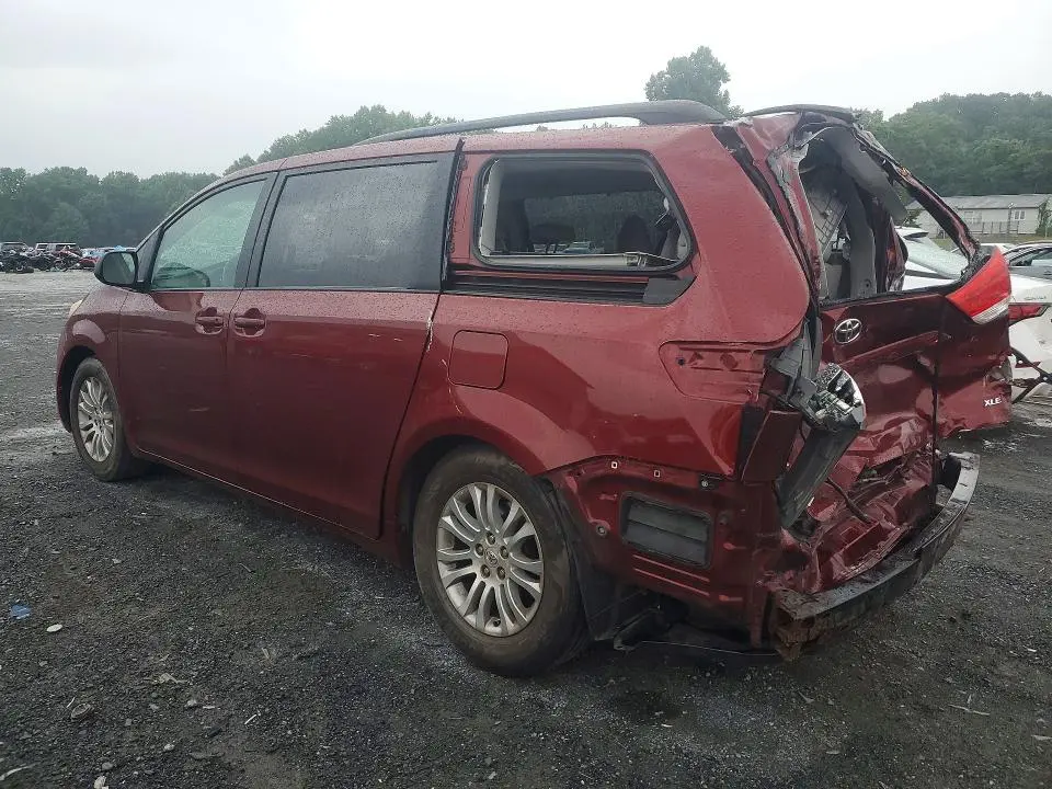 2011 TOYOTA SIENNA XLE 8-PASSENGER  