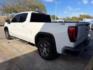 2021 GMC SIERRA K1500 SLE  
