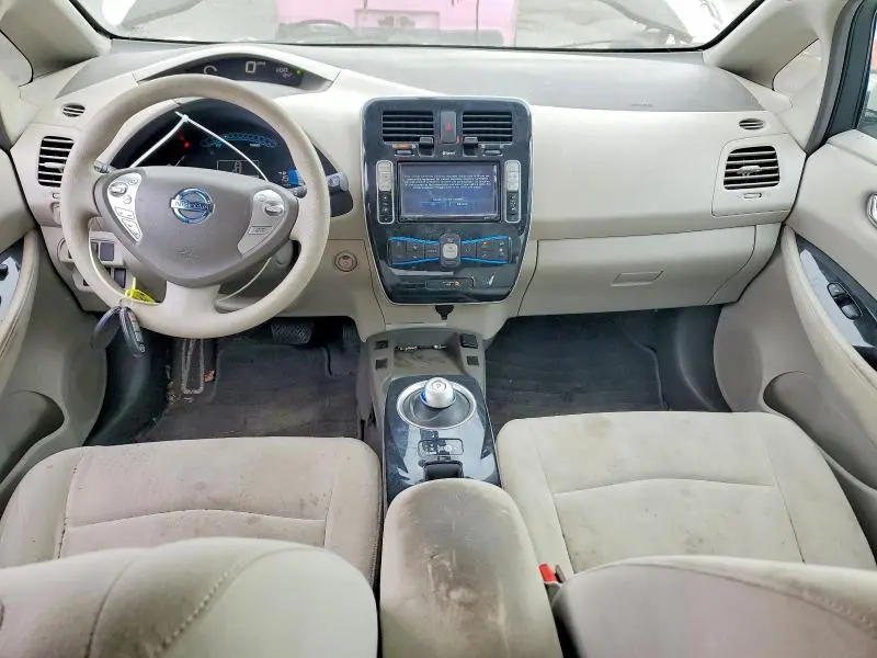 2011 NISSAN LEAF SV  
