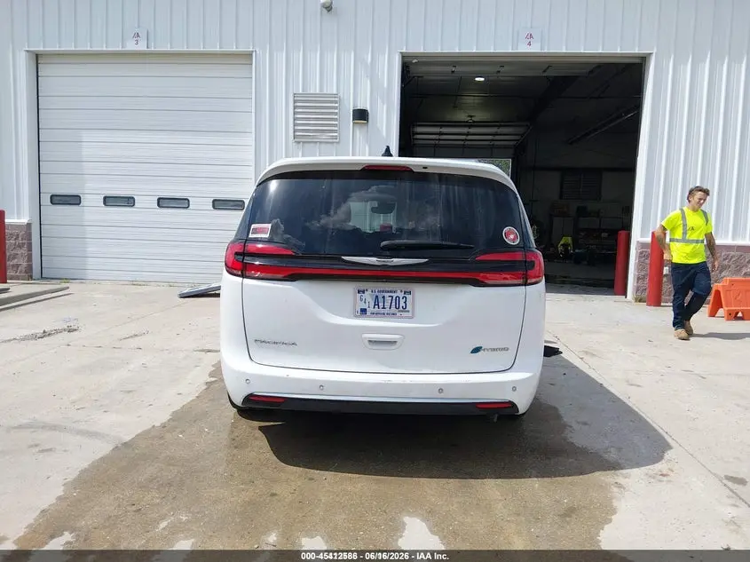2023 CHRYSLER PACIFICA HYBRID TOURING L