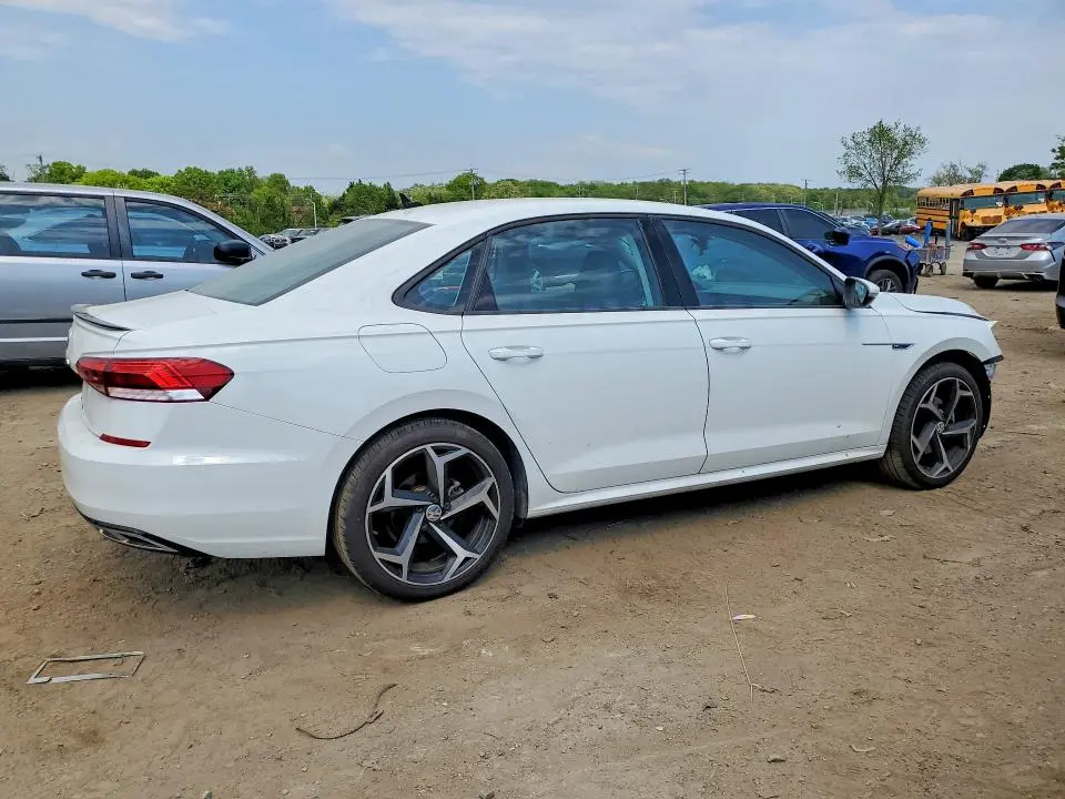 2020 VOLKSWAGEN PASSAT R-LINE  