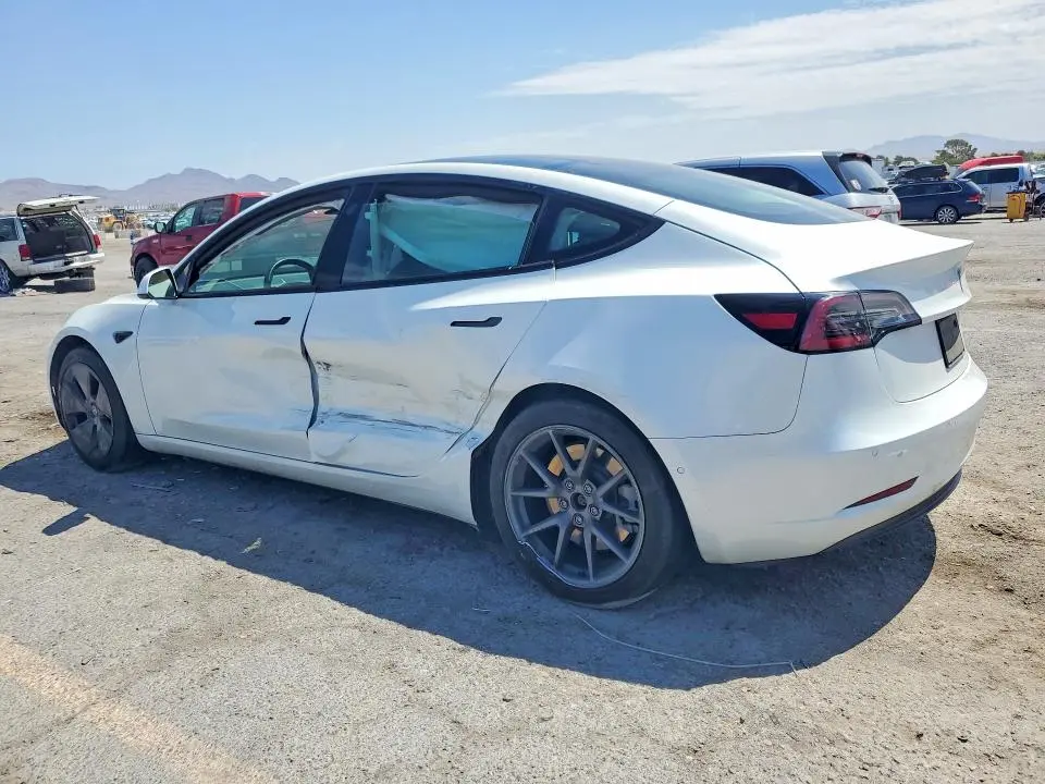 2021 TESLA MODEL 3   