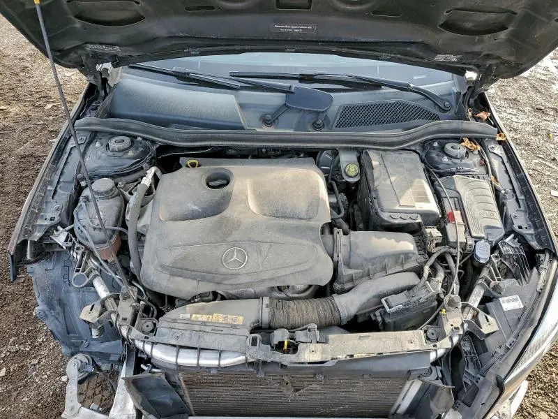 2015 MERCEDES-BENZ GLA 250 4MATIC  