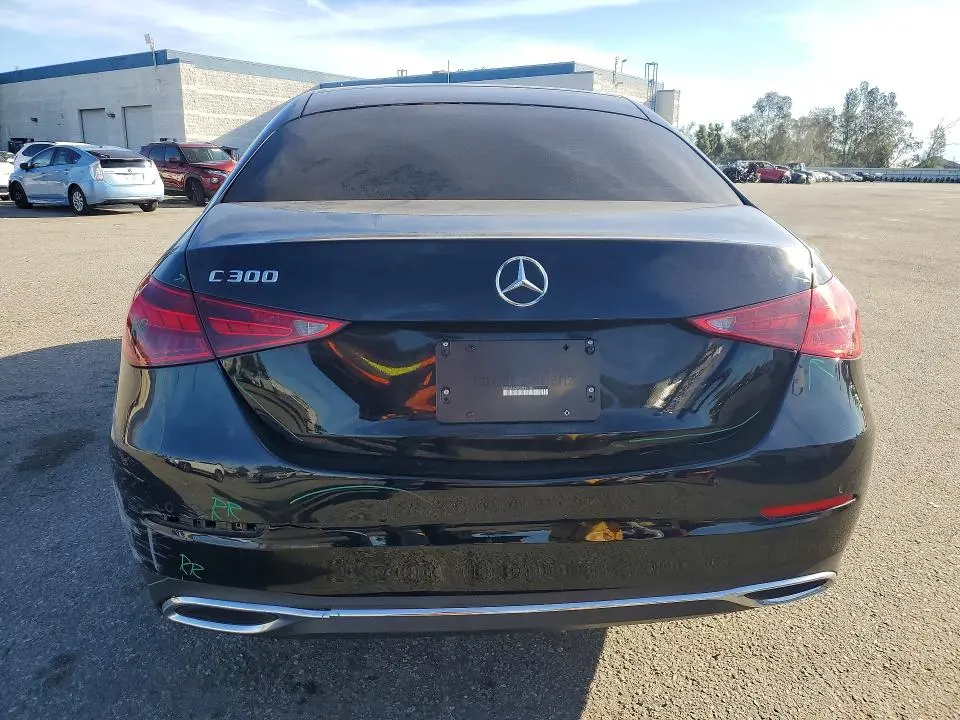 2025 MERCEDES-BENZ C 300  