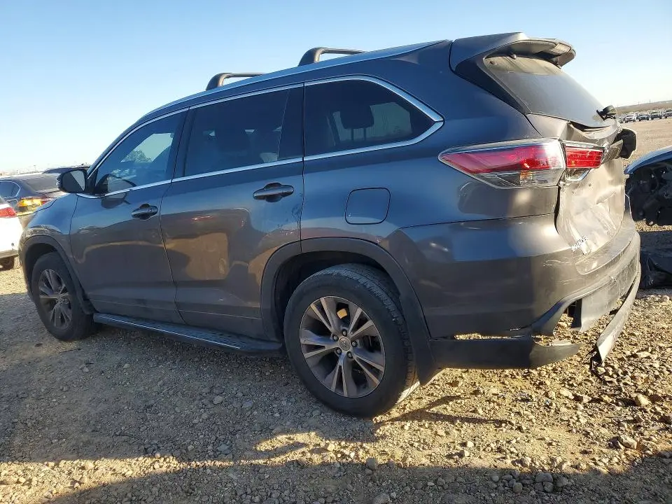 2015 TOYOTA HIGHLANDER XLE  