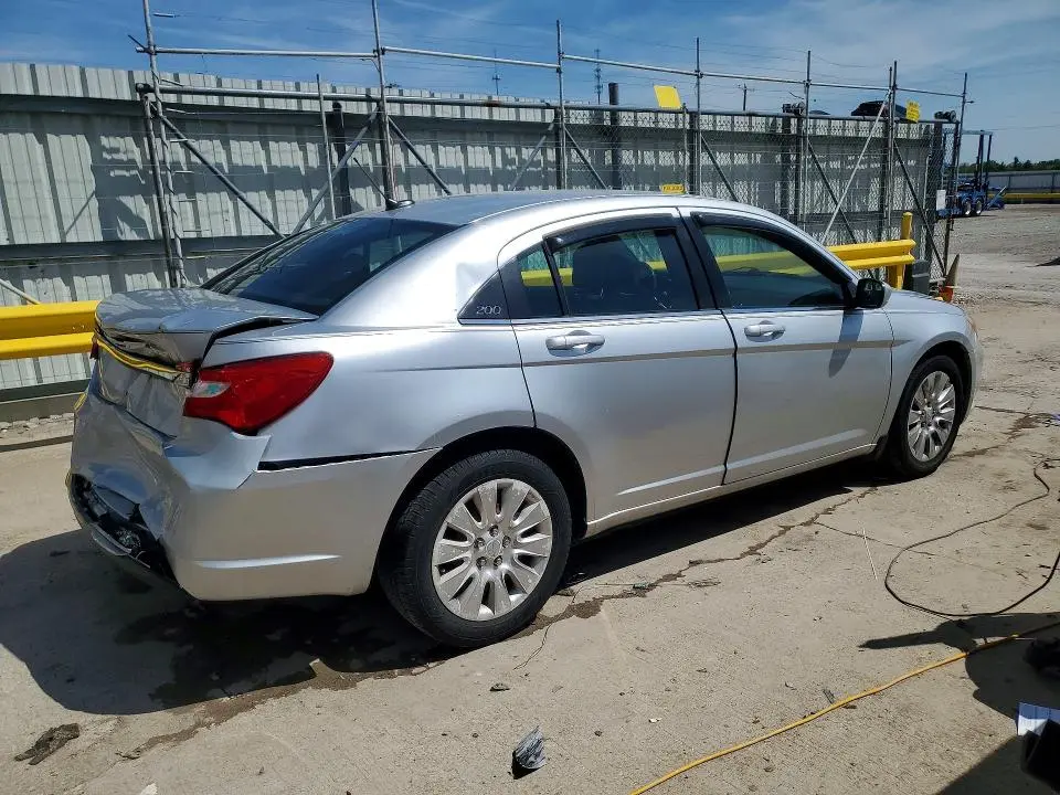 2012 CHRYSLER 200 LX  