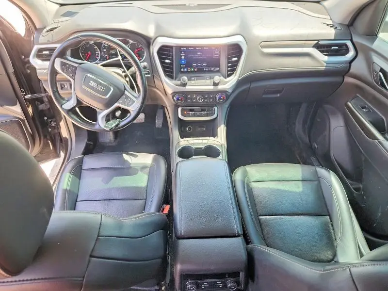 2022 GMC ACADIA SLT  