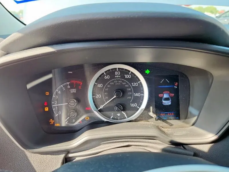 2022 TOYOTA COROLLA LE  