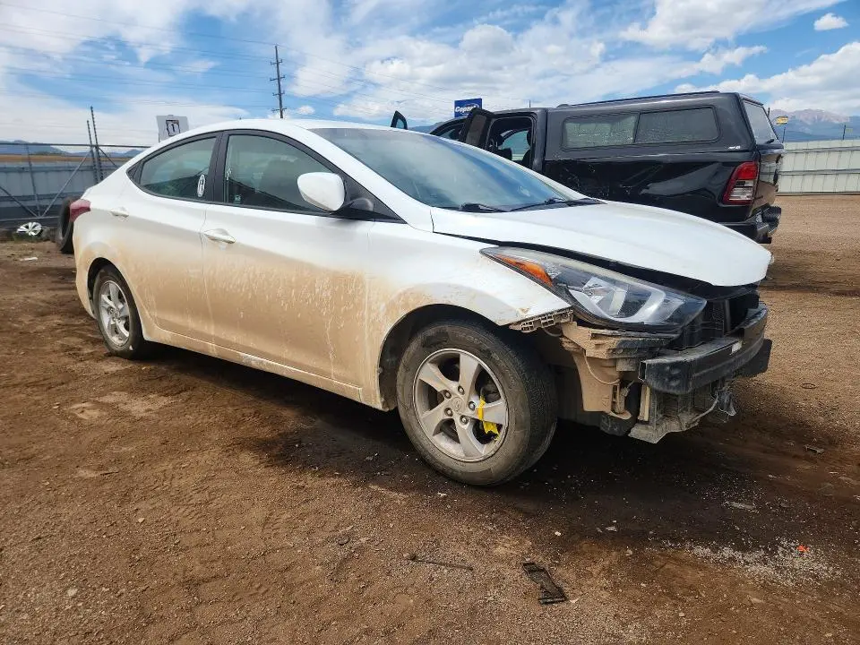 2014 HYUNDAI ELANTRA SE  