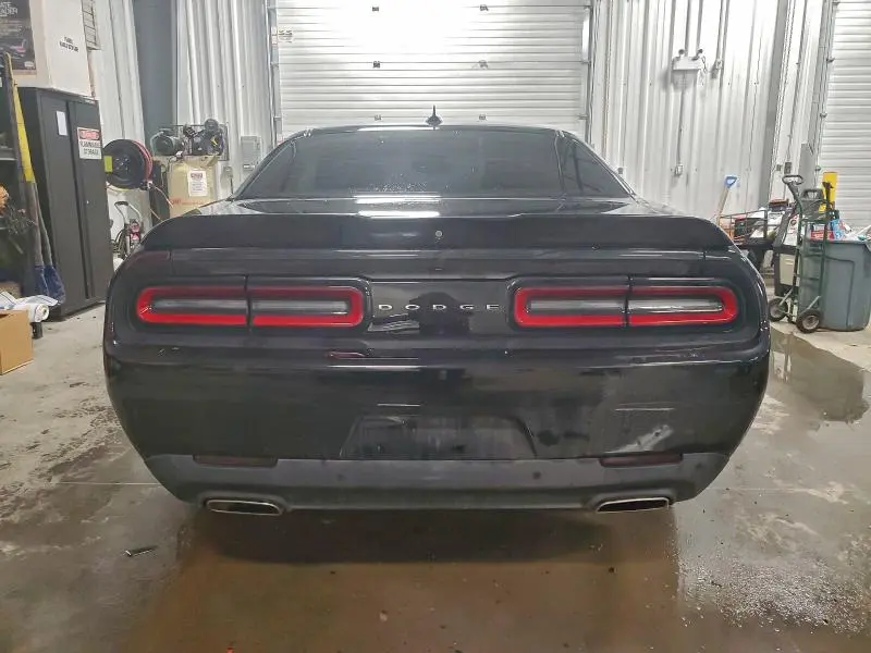 2018 DODGE CHALLENGER SXT  